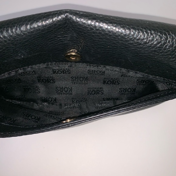 Michael Kors Fulton Purse - Picture 5 of 8